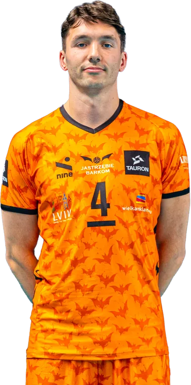 Maxwell Elgert, numer 4 — zbliżenie